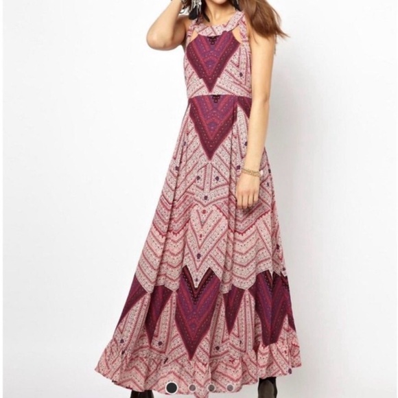 Free People Dresses & Skirts - Free People Geometric Tribal Print Lace Up Back Maxi Dress